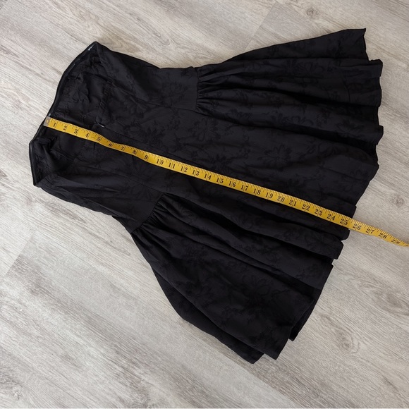 BLACK STRAPLESS EMBRIODERED SWEETHEART DRESS - Picture 6 of 10